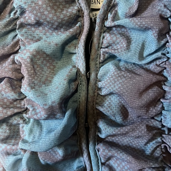 Blue crop top - Picture 3 of 3